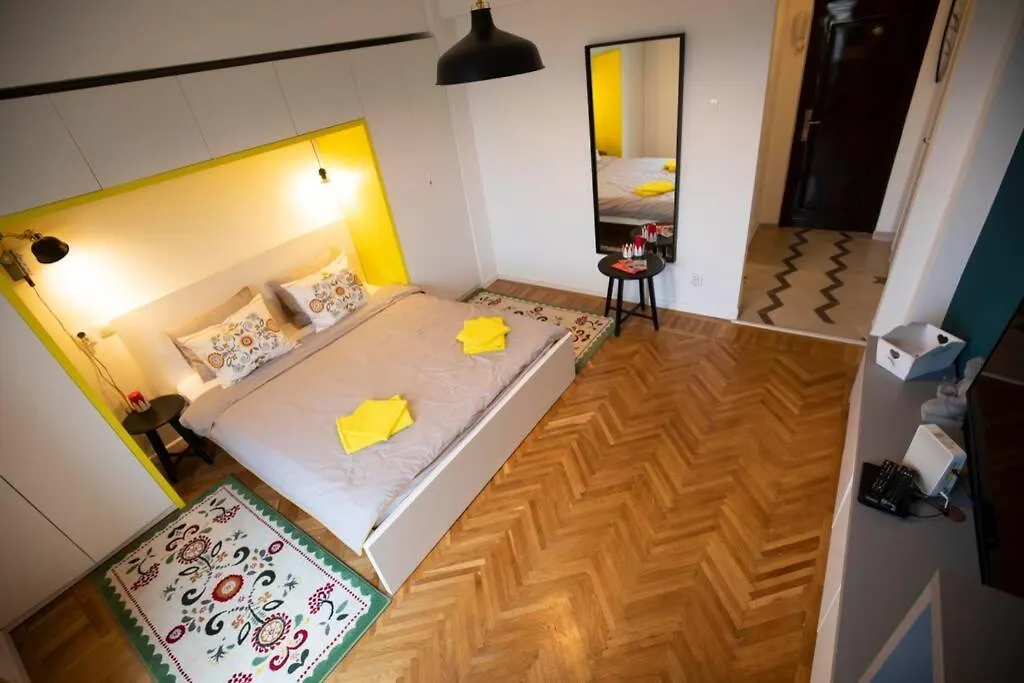 Victoria Avenue Studio Bükreş Daire