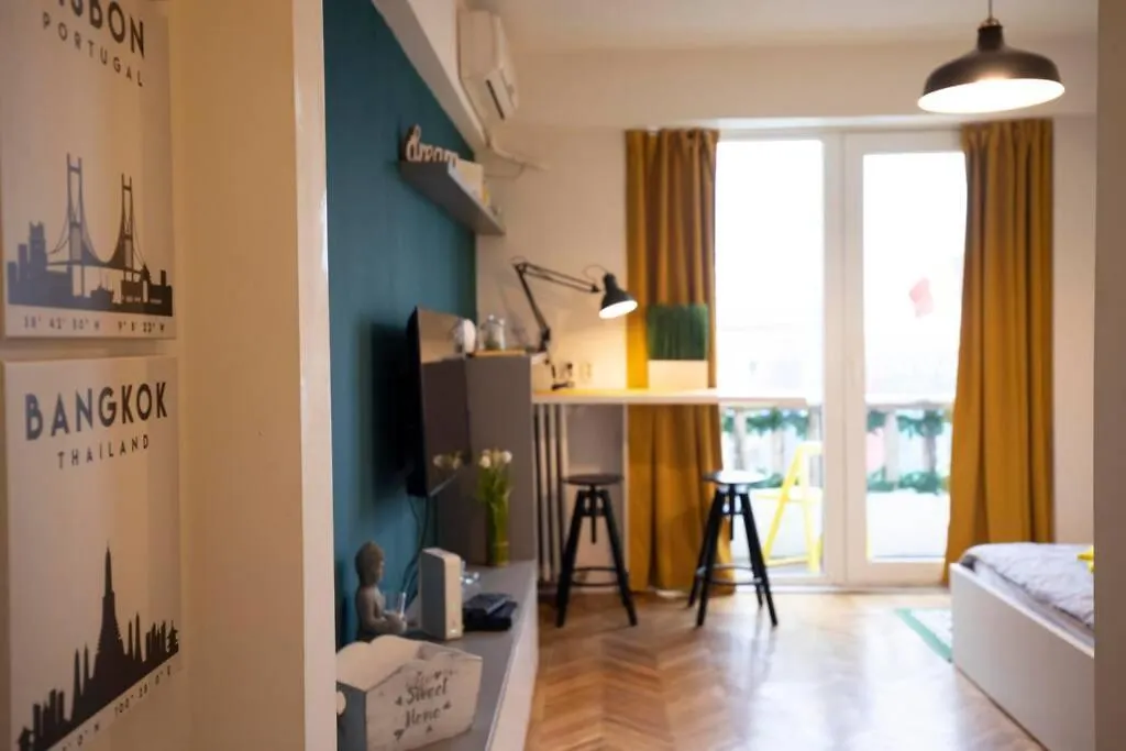 Victoria Avenue Studio Bükreş
