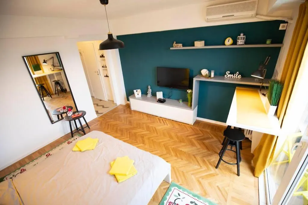Victoria Avenue Studio Bükreş