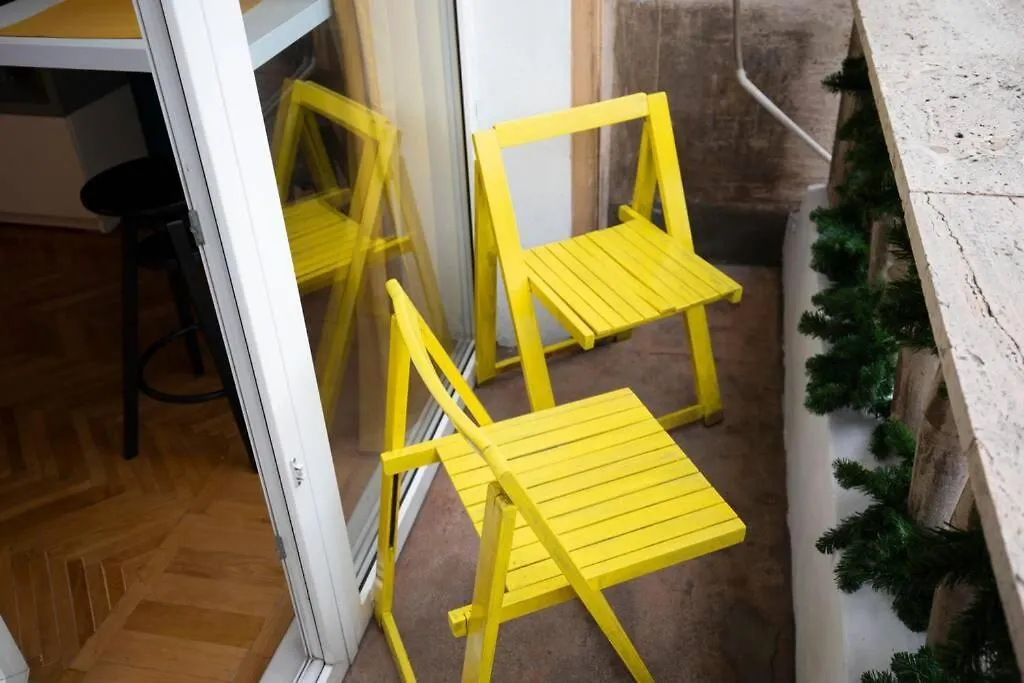 Victoria Avenue Studio Bükreş Daire