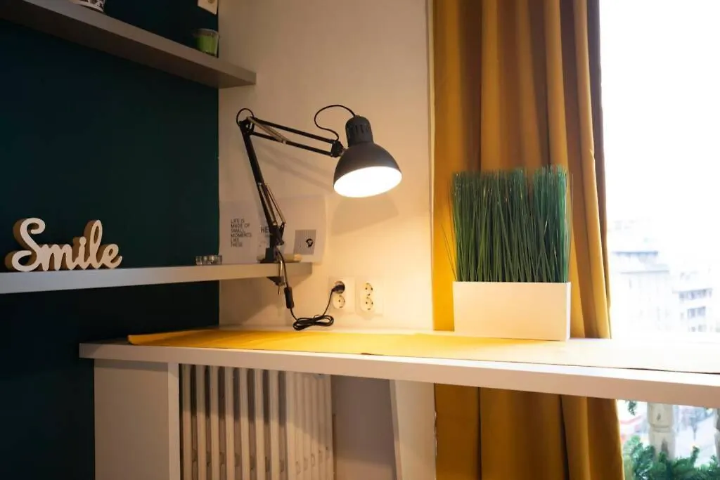 Victoria Avenue Studio Bükreş